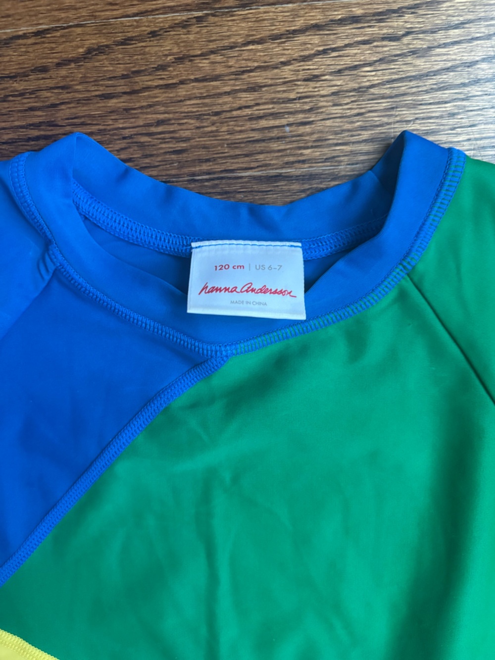 Hanna Andersson girls, long sleeve rash guard - Picture 2 of 3